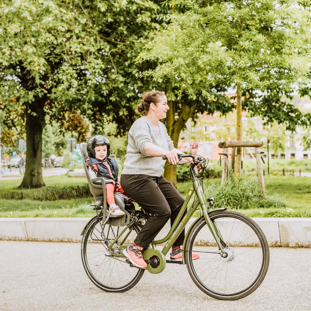 2024-05-04_fietsambassde_Van_Eyck_kindstoeltje-13.webp